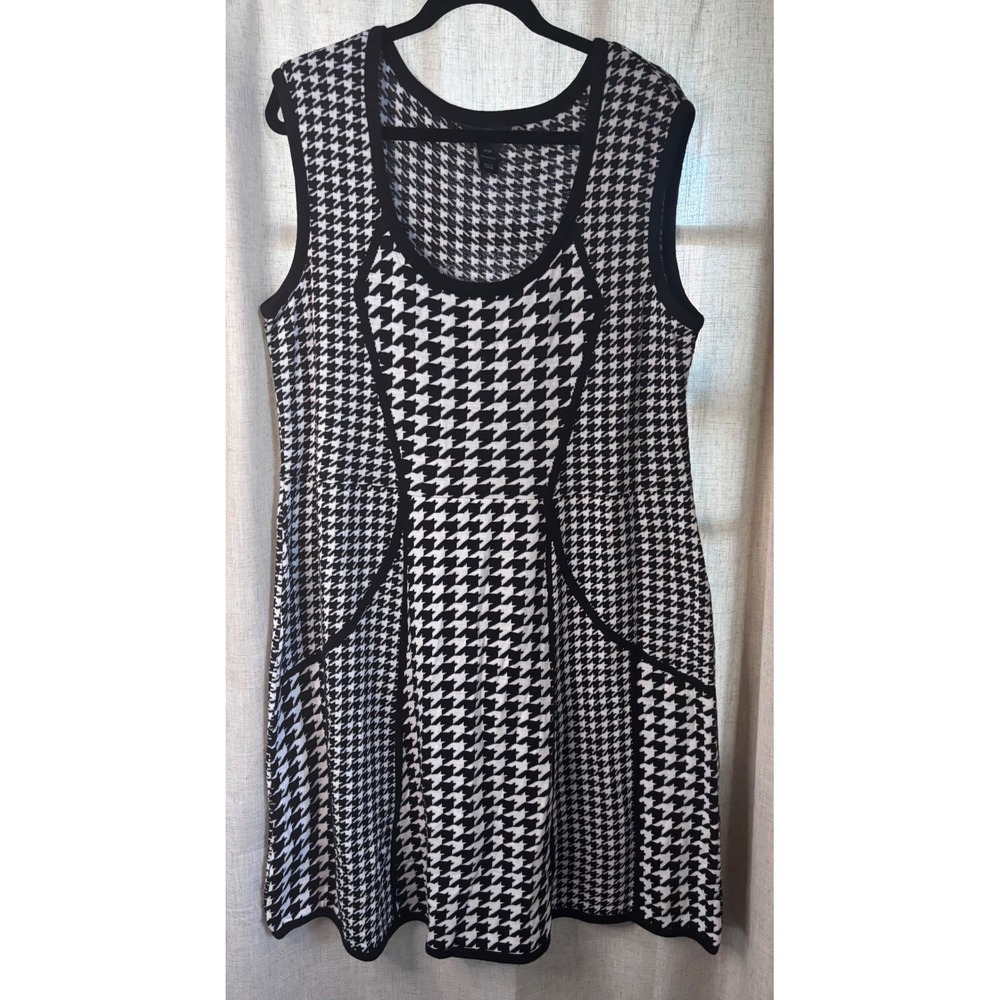Lane Bryant Womens 18/20 Houndstooth Sweater Dress Black White Scoop Neck Pocket